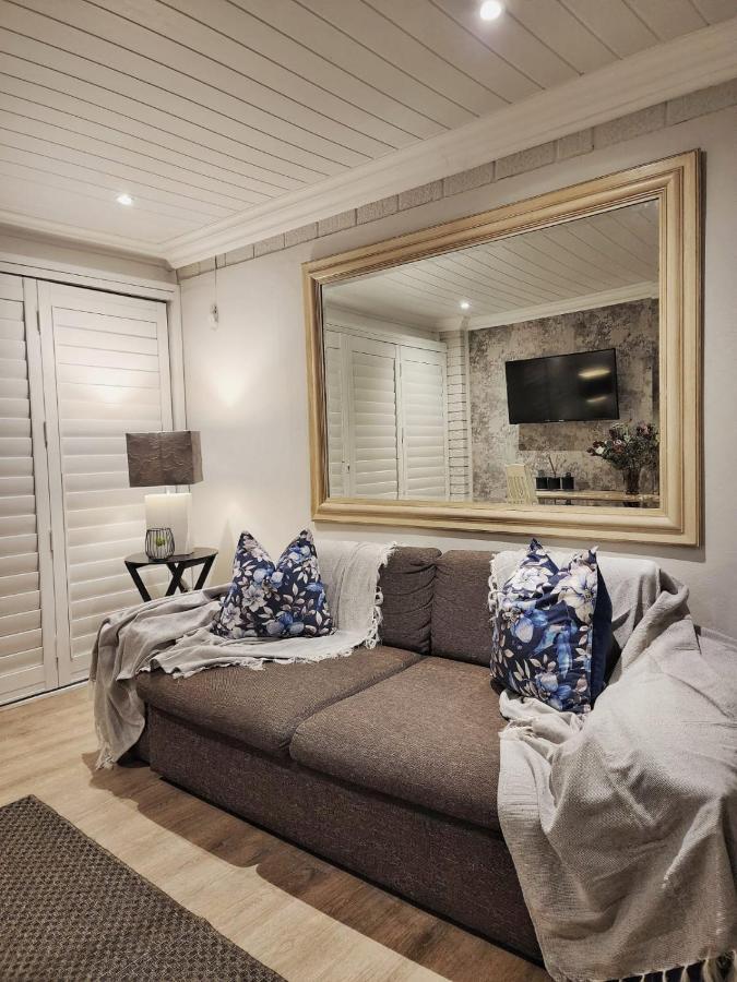 Apartment 10 On Gillian Self-catering - Not Affected By Loadshedding