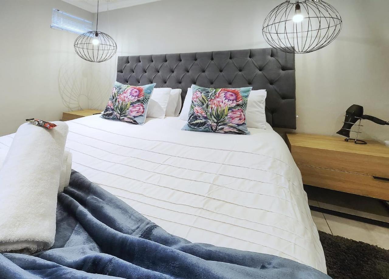 Apartment 10 On Gillian Self-catering - Not Affected By Loadshedding *